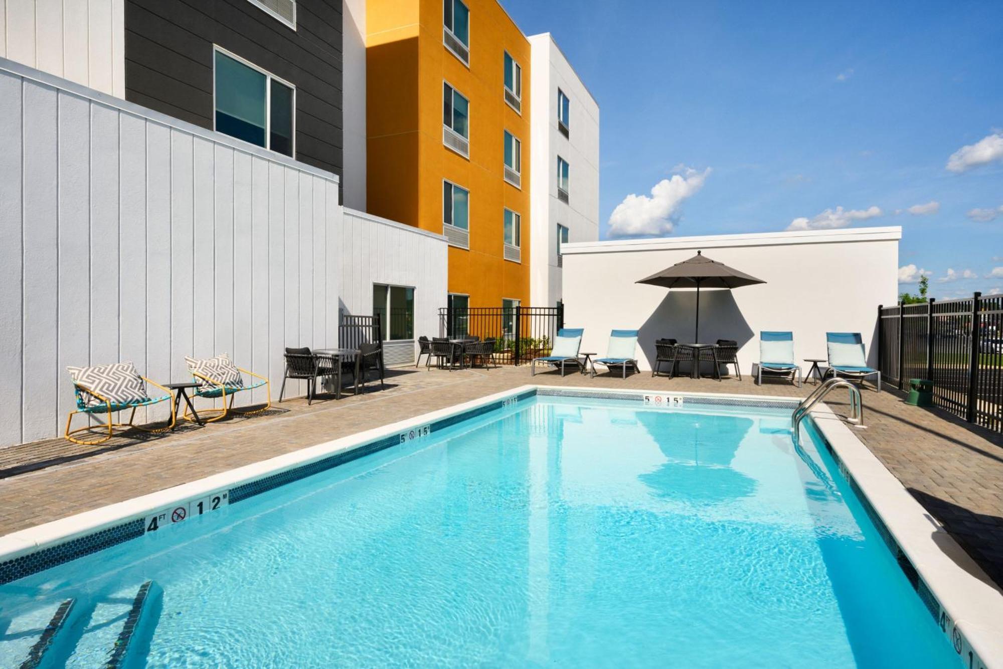 Towneplace Suites By Marriott Oxford Al Exterior foto